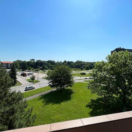 Stan U Centru Cakovca S Pogledom Na Park Apartment Cakovec Bagian luar foto